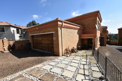 House For Sale in Noordheuwel, Krugersdorp